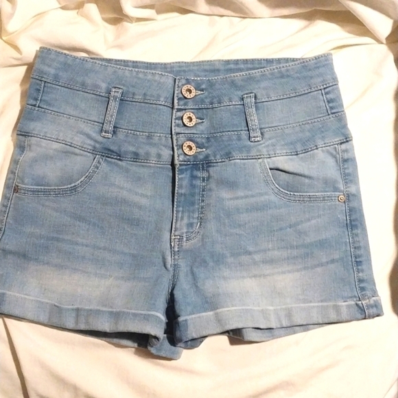 Tinseltown High Rise Jean Shorts, Size 5 - Picture 1 of 3